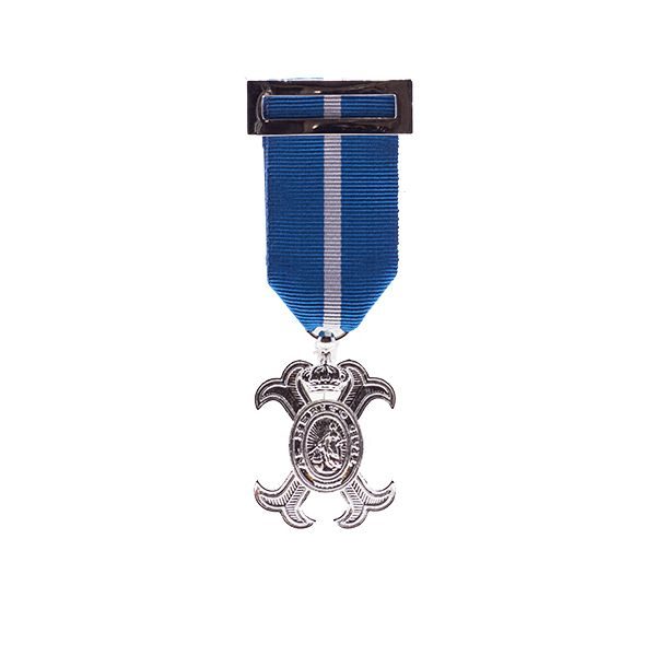Cruz mérito Civil en plata