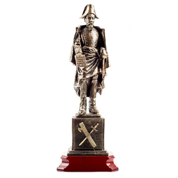 Figura Duque de Ahumada sobre madera