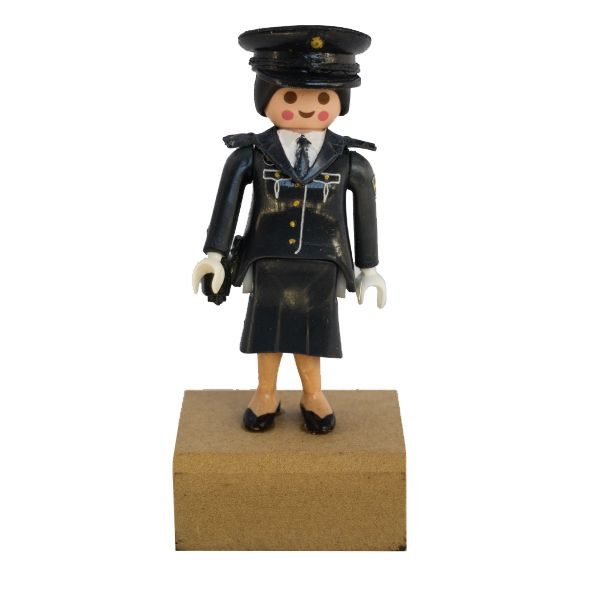 Muñeco articulado Policía Traje chica