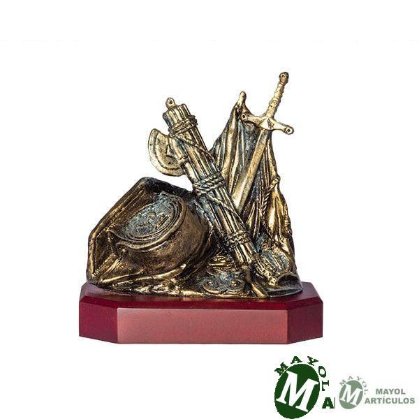 Figura pequeña Haz Lictores sobre peana de madera para personalizar