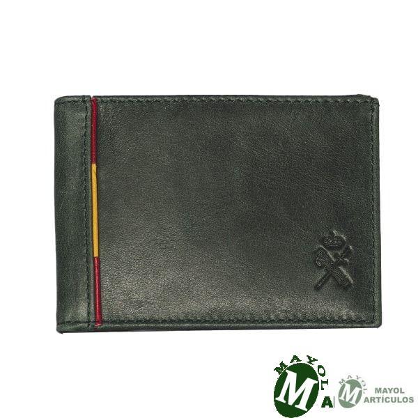 Cartera color verde con Emblema y detalle hilo bandera
