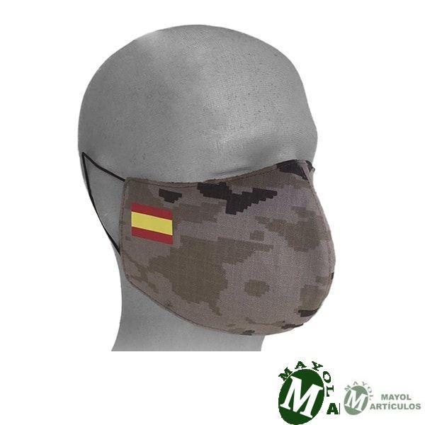 Mascarilla marrón camuflaje con bandera