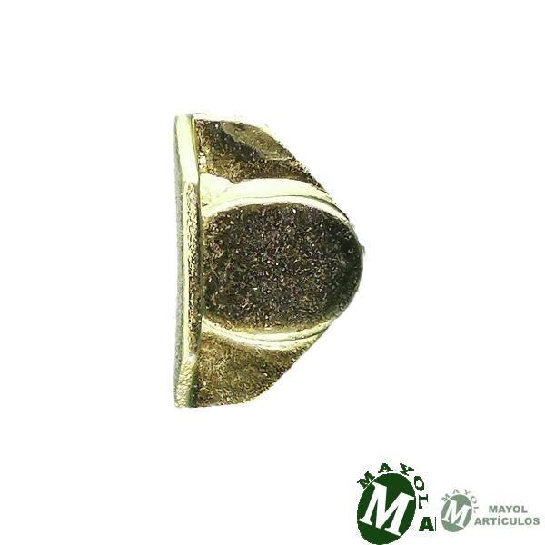Pin Tricornio dorado