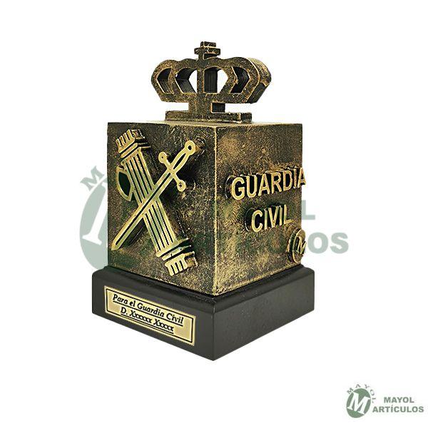 Figura en resina Cubo Guardia Civil