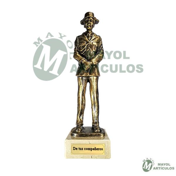 Figura Cadete femenino.