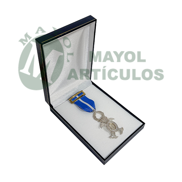 Estuche con Medalla Merito Civil con terminados finos Esmaltes 
